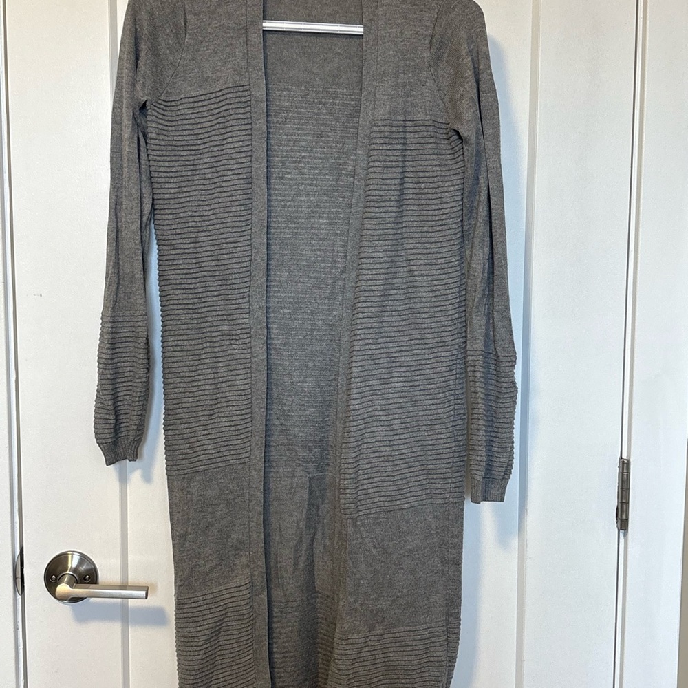 Dynamite Heather Gray Knit Cardigan
